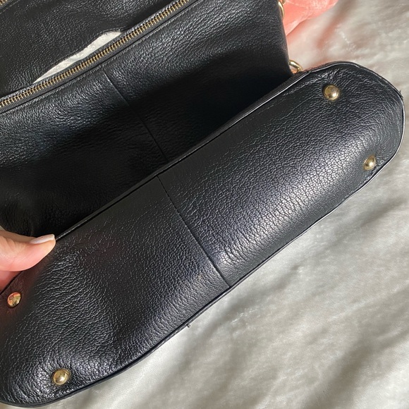 Marc Fisher handbag - Picture 4 of 7